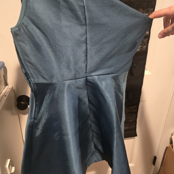 Juniors one shoulder dress - Picture 3 of 3